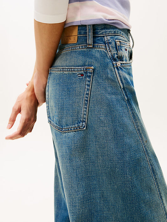 Mid Rise Wide Barrel Leg Jeans