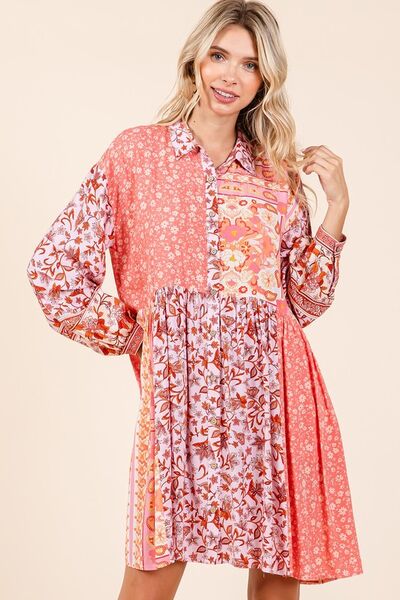 Mittoshop Langärmeliges Hemdkleid mit Blumendetail und Knopfleiste