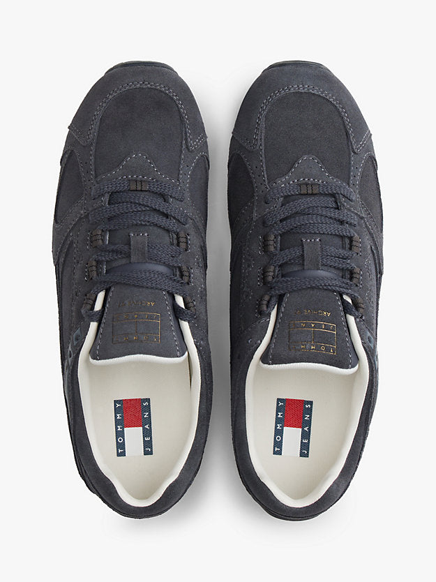 Archive Runner Suede Cleat Low Profile Trainers
