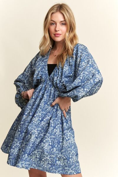 Robe Mini ADORA à Manches Chauve-Souris et Col en V Imprimée