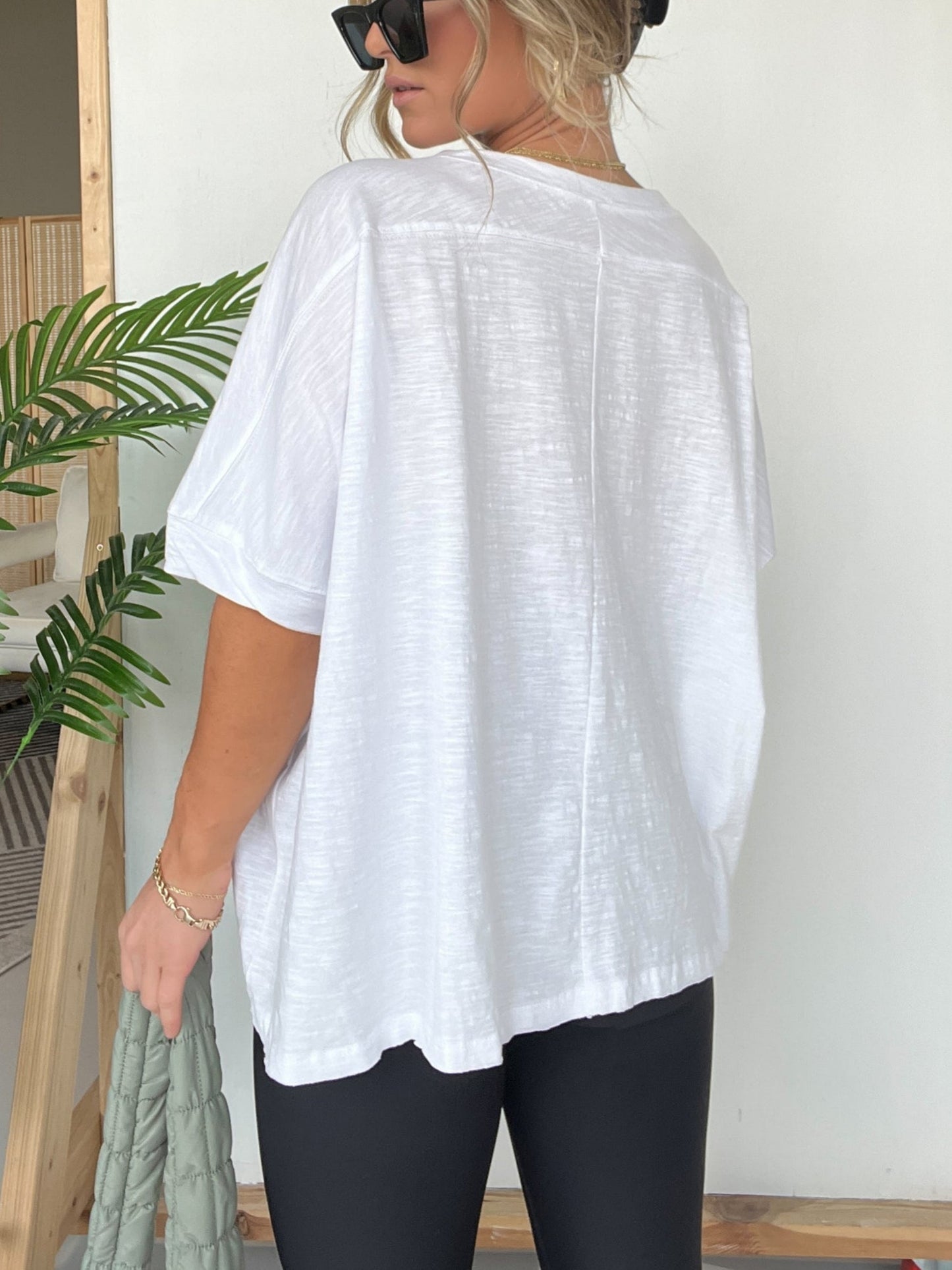 Damen Oversized T-Shirt mit Rundhalsausschnitt und kastigem Schnitt in Midilänge (3 kaufen, kostenloser Versand)