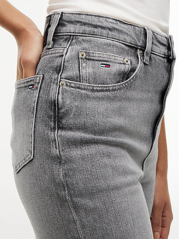 Ultra High Rise Tapered Leg Mom Jeans