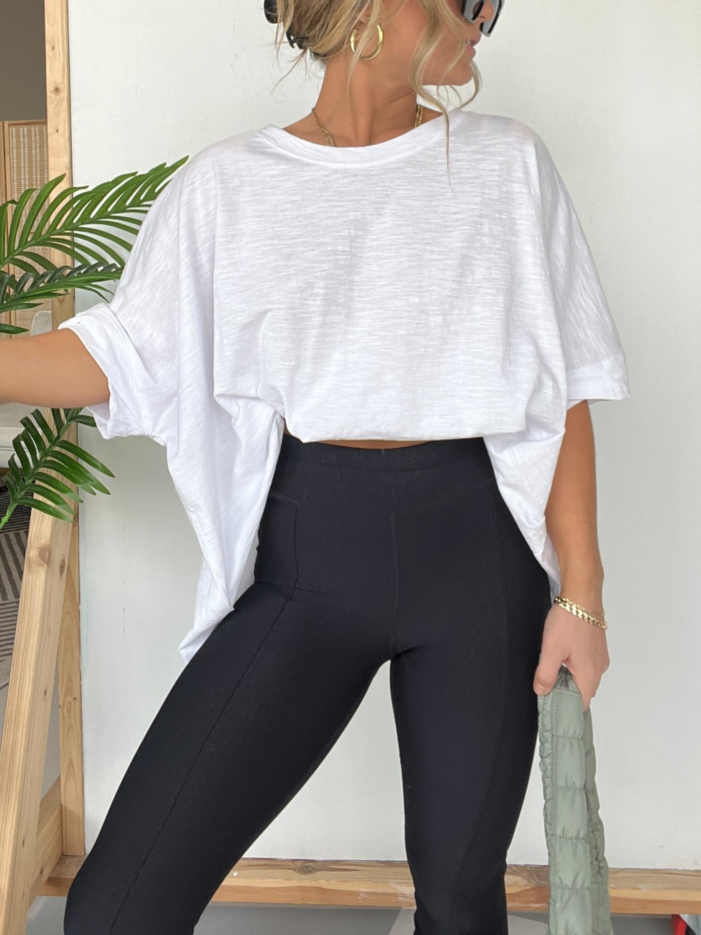 Damen Oversized T-Shirt mit Rundhalsausschnitt und kastigem Schnitt in Midilänge (3 kaufen, kostenloser Versand)