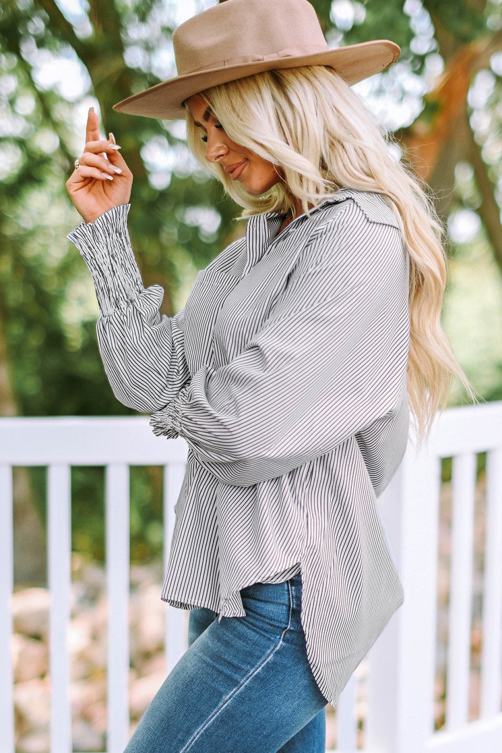 Hemdbluse mit gestreiftem Revers und Oversized-Fledermausärmeln