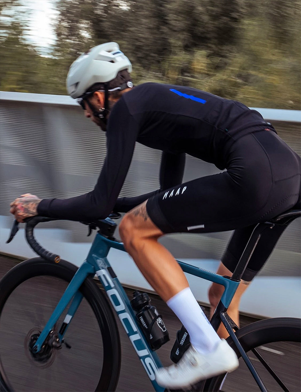 Training Long Sleeve Jersey - Black/White