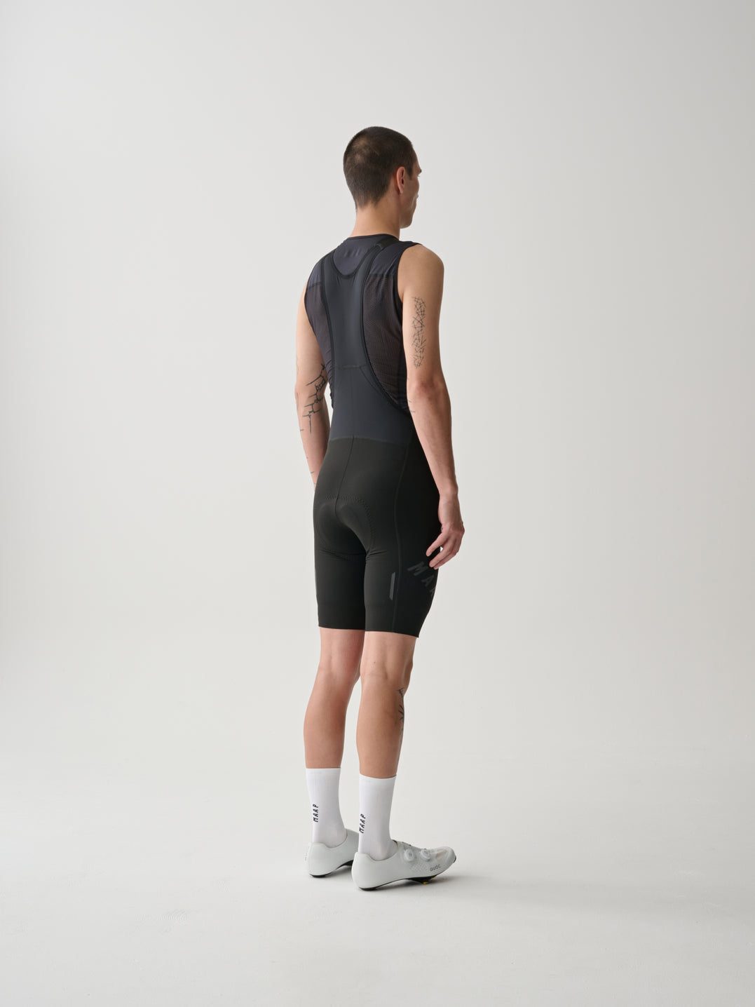 Apex Aeon Bib Short - Black/Black
