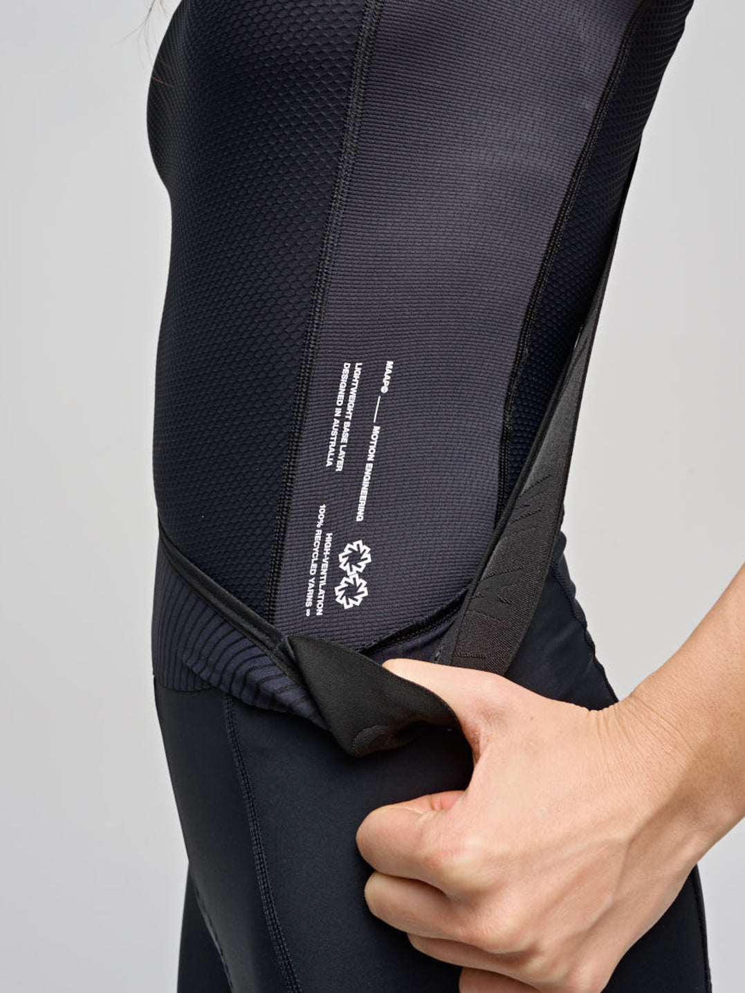 Women's Team Mesh Base Layer - Black