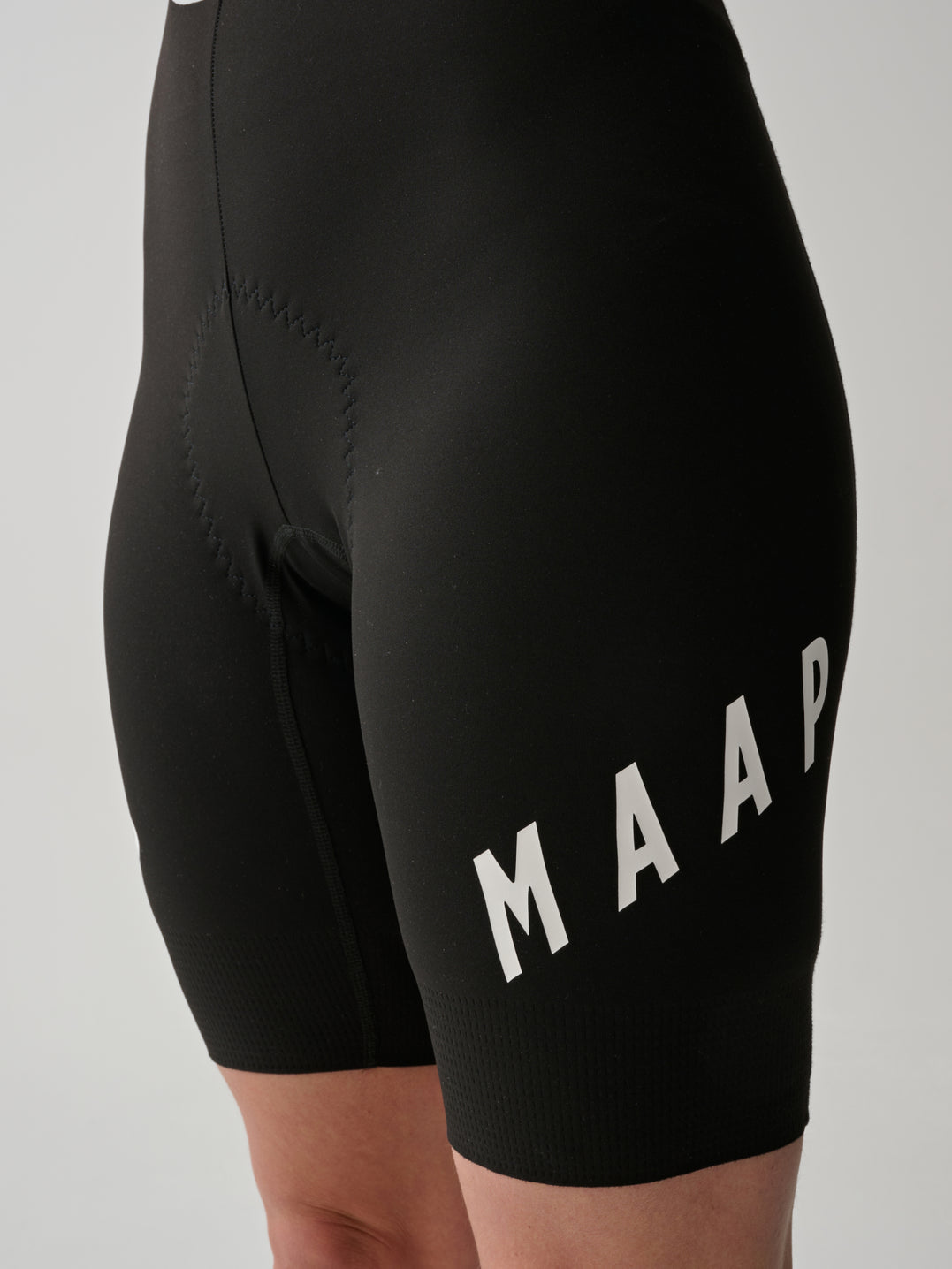Women's Apex Aeon Bib Short - Black White