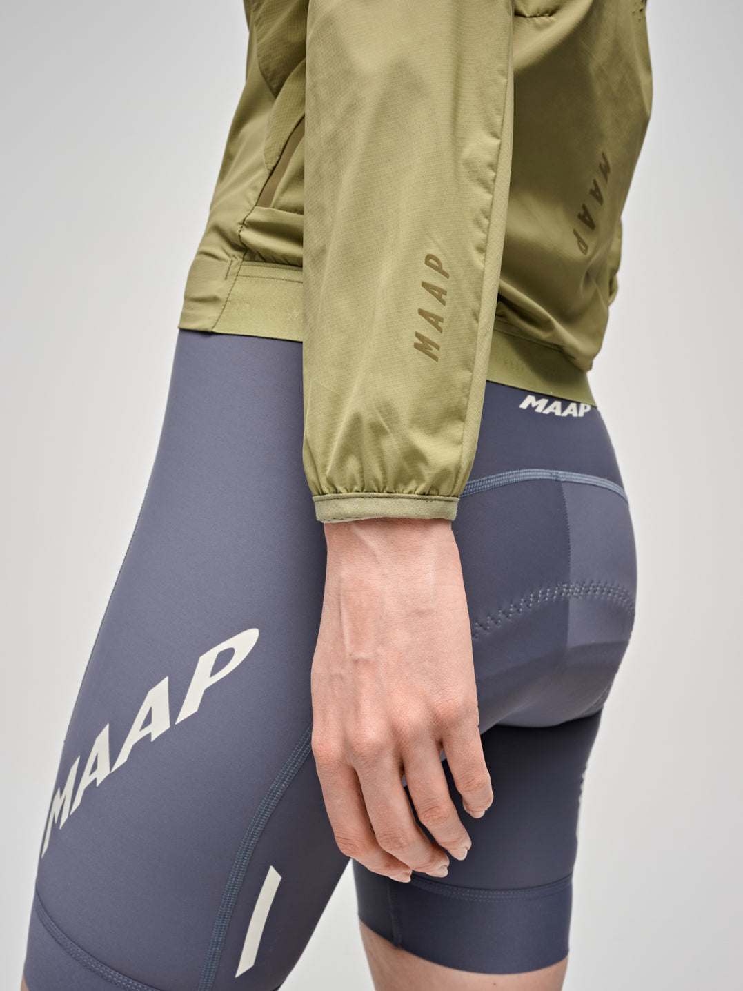 Women's Flow Jacket - Dark Ore
