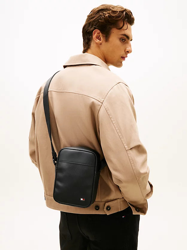 Ribbed Crossbody Reporter Bag